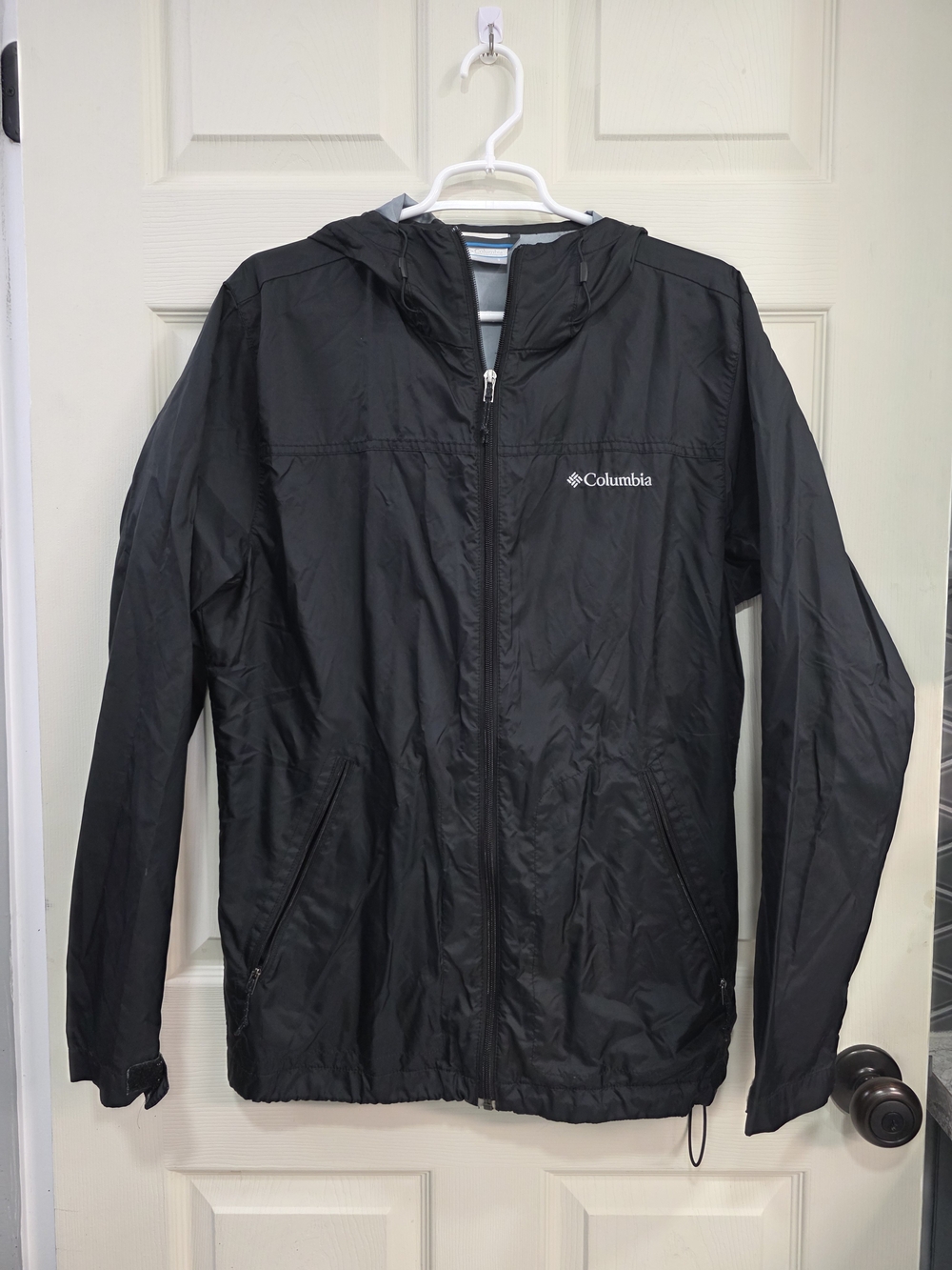 Columbia Men's Black Packable Hooded Windbreaker